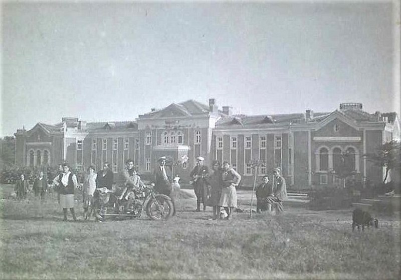 ИСТОРИЯ НА БАНИТЕ